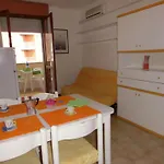 Relaxing Seaside Flat In A Modern * Bibione