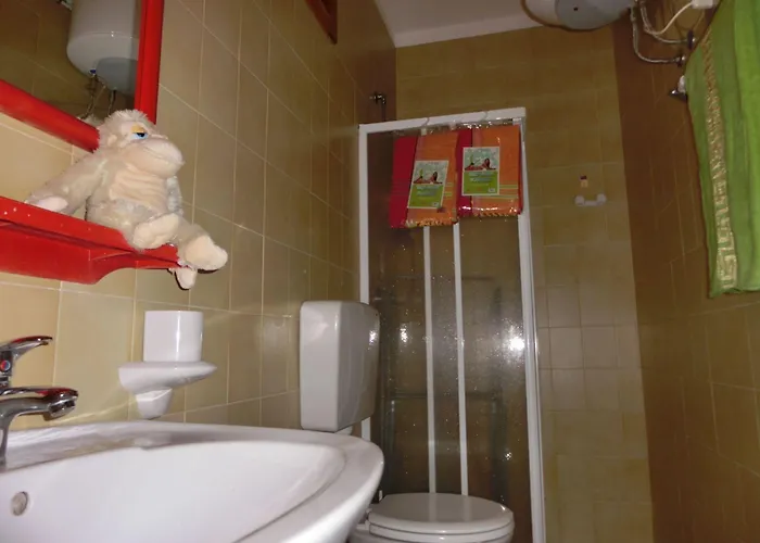 Relaxing Seaside Flat In A Modern